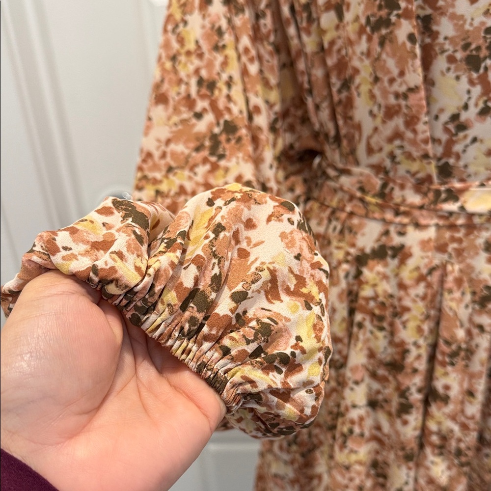 TALULAH Long Sleeve Dress in Brown and Cream Floral - Picture 11 of 11